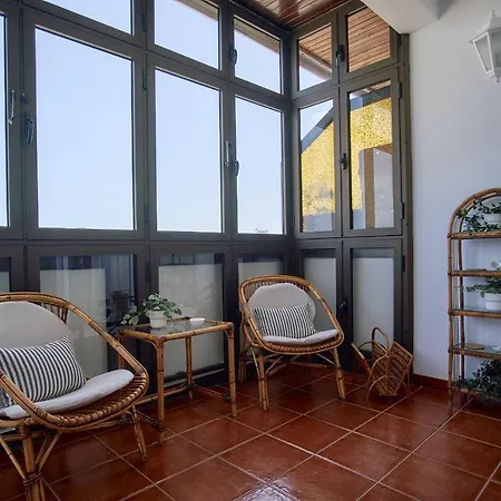 Casa Edita - Centric 2br - Views Terrace *